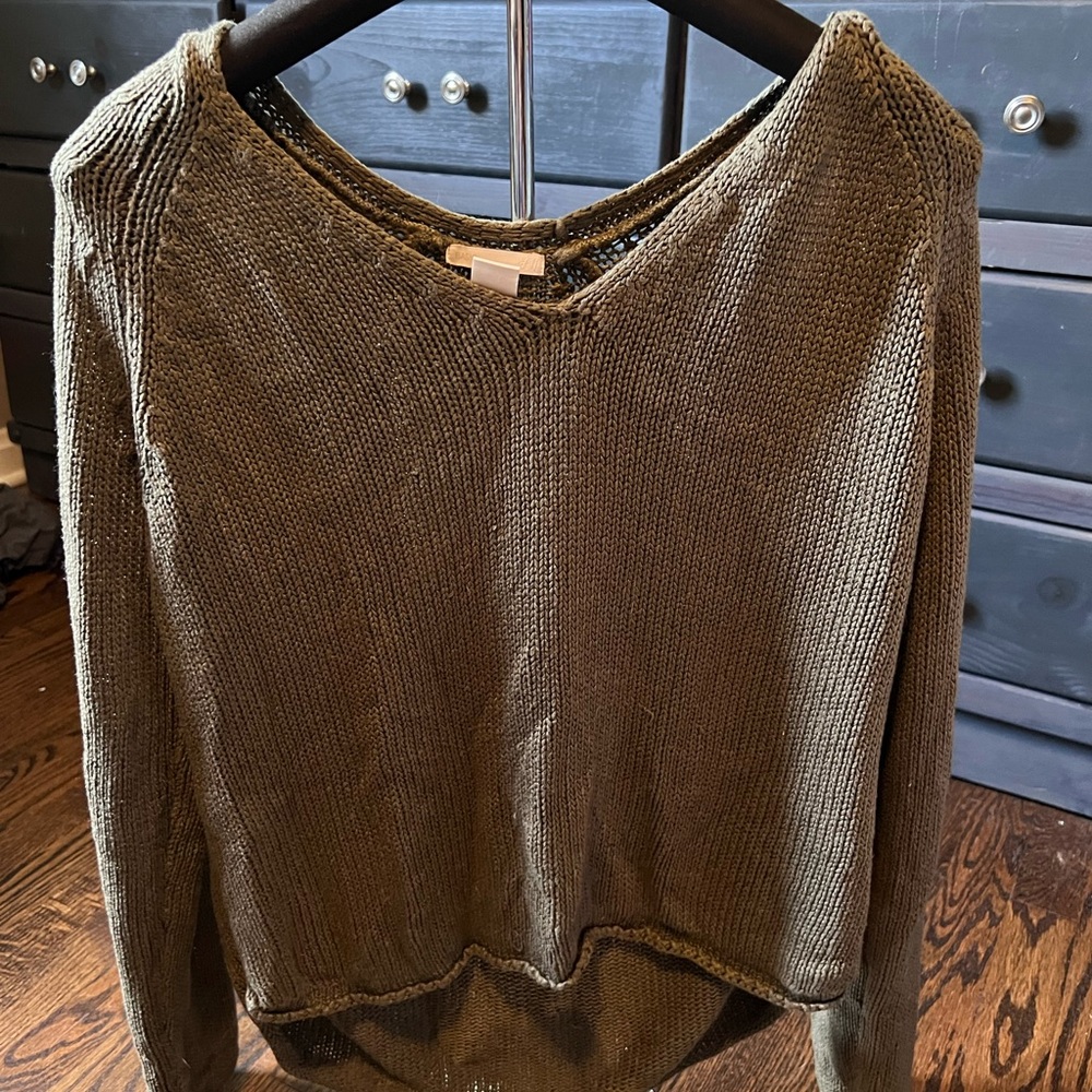 H&M Olive Green V-Neck Women's Sweater